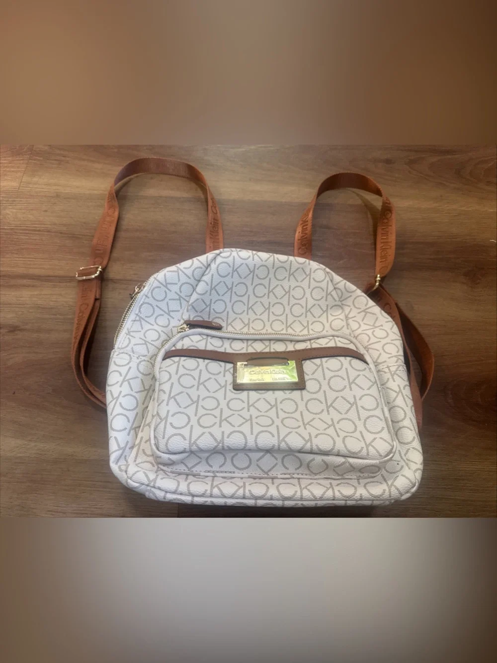 Calvin Klein Women's Backpack **BROKEN ZIPPER DISCOUNT**